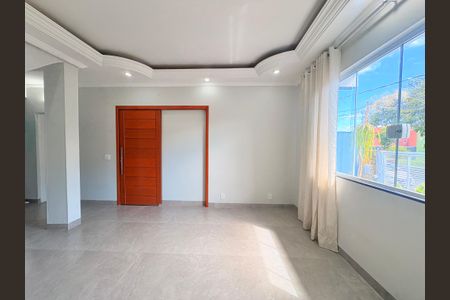 Sala de casa para alugar com 4 quartos, 255m² em Jardim Ermida Ii, Jundiaí