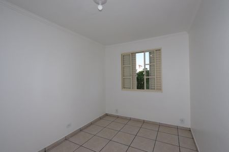 Quarto 1 de apartamento para alugar com 2 quartos, 45m² em Vila Cardoso Franco, São Paulo