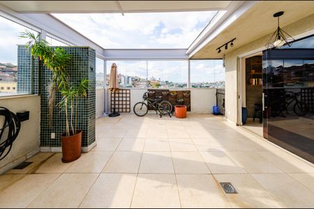 Apartamento à venda com 174m², 3 quartos e 2 vagasÁrea externa