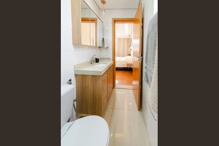 Apartamento à venda com 174m², 3 quartos e 2 vagasBanheiro suíte