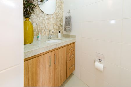 Apartamento à venda com 174m², 3 quartos e 2 vagasLavabo