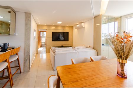 Sala de apartamento à venda com 3 quartos, 174m² em Jardim America, Belo Horizonte