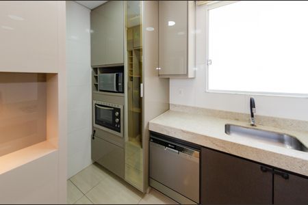 Apartamento à venda com 174m², 3 quartos e 2 vagasCozinha