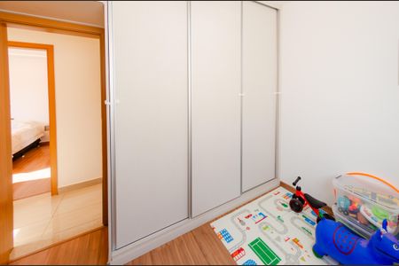 Apartamento à venda com 174m², 3 quartos e 2 vagasQuarto 1