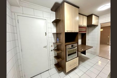 Apartamento para alugar com 110m², 3 quartos e 2 vagasCozinha