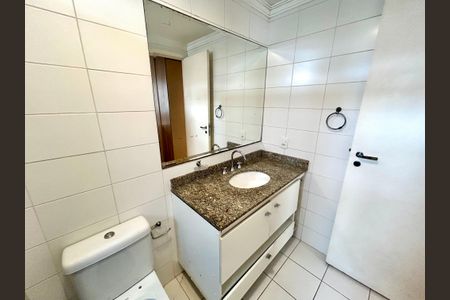 Apartamento para alugar com 110m², 3 quartos e 2 vagasBanheiro da Suíte 1