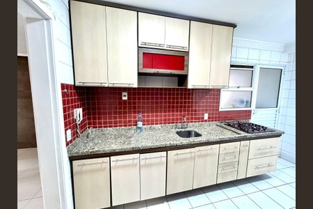 Apartamento para alugar com 110m², 3 quartos e 2 vagasCozinha