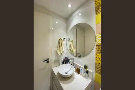 Apartamento à venda com 75m², 3 quartos e 2 vagasBanheiro