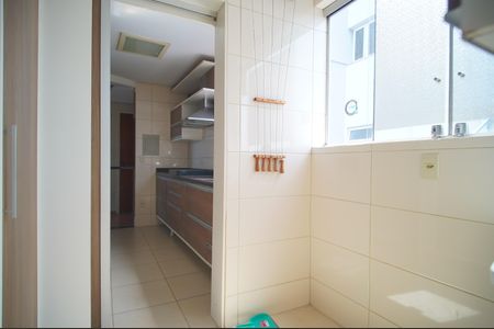 Apartamento para alugar com 84m², 2 quartos e 1 vagaÁrea de Serviço
