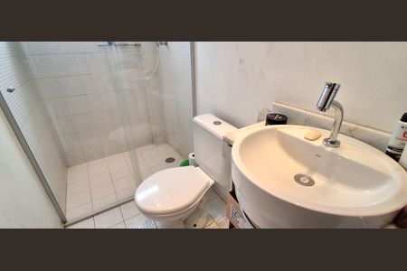 Apartamento à venda com 68m², 2 quartos e 2 vagasBanheiro Social 