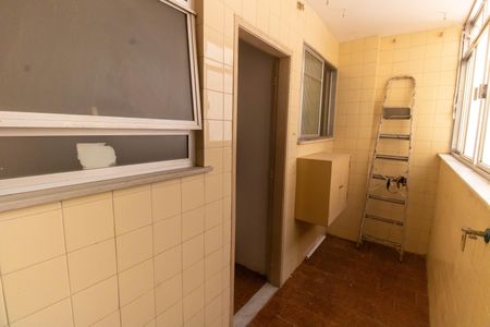 Apartamento à venda com 80m², 2 quartos e 1 vaga Apartamento à venda com 80m², 2 quartos e 1 vagaÁrea de Serviço