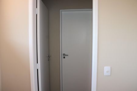 Casa de condomínio para alugar com 355m², 3 quartos e 5 vagasCorredor