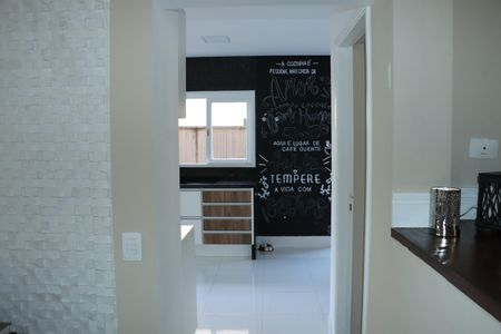 Casa de condomínio para alugar com 355m², 3 quartos e 5 vagasCozinha