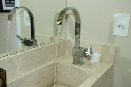 Casa de condomínio para alugar com 355m², 3 quartos e 5 vagasLavabo