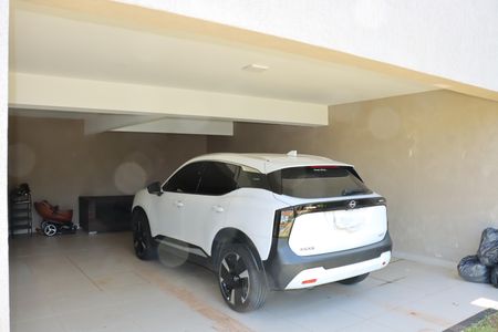 Casa de condomínio para alugar com 355m², 3 quartos e 5 vagasGaragem
