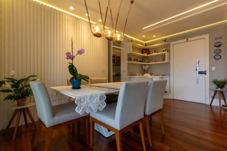 Apartamento à venda com 125m², 3 quartos e 2 vagasSala
