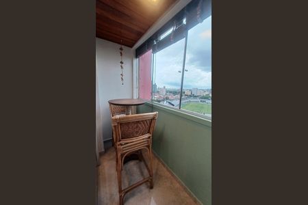 Apartamento à venda com 86m², 3 quartos e 2 vagas Apartamento à venda com 86m², 3 quartos e 2 vagasVaranda