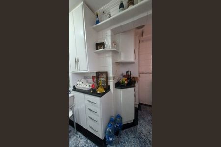 Apartamento à venda com 86m², 3 quartos e 2 vagas Apartamento à venda com 86m², 3 quartos e 2 vagasCozinha