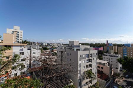 Sala - Vista de apartamento à venda com 3 quartos, 85m² em Liberdade, Belo Horizonte
