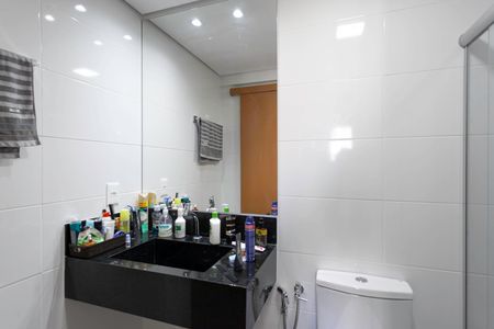 Apartamento à venda com 85m², 3 quartos e 2 vagasBanheiro da suíte 