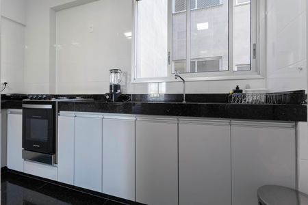 Apartamento à venda com 85m², 3 quartos e 2 vagasCozinha e Área de Serviço