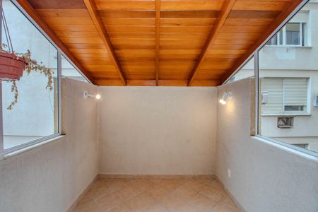 Apartamento à venda com 68m², 1 quarto e 2 vagasSala