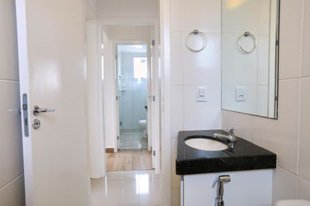 Apartamento para alugar com 52m², 2 quartos e 2 vagas Apartamento para alugar com 52m², 2 quartos e 2 vagasBanheiro Social