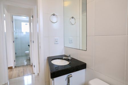 Apartamento para alugar com 52m², 2 quartos e 2 vagas Apartamento para alugar com 52m², 2 quartos e 2 vagasBanheiro Social