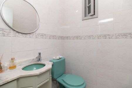 Casa à venda com 300m², 3 quartos e 3 vagasLavabo