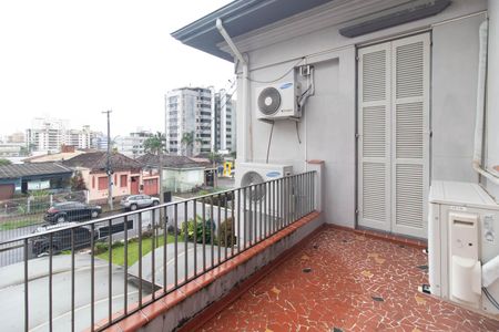Casa à venda com 300m², 3 quartos e 3 vagasVaranda