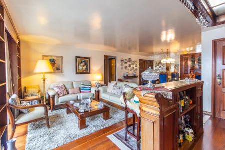 Apartamento à venda com 168m², 4 quartos e 2 vagas Apartamento à venda com 168m², 4 quartos e 2 vagasSala