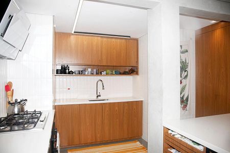 Apartamento para alugar com 211m², 3 quartos e 3 vagasCozinha 1