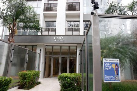 Apartamento para alugar com 211m², 3 quartos e 3 vagasPlaquinha