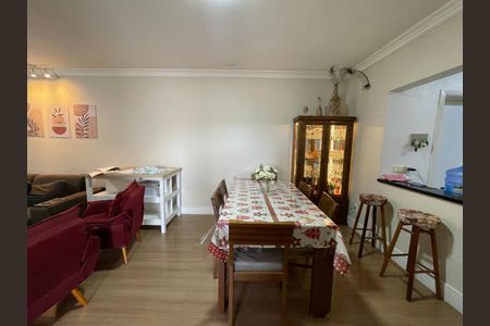 Casa à venda com 120m², 3 quartos e 3 vagas Casa à venda com 120m², 3 quartos e 3 vagasSala de Jantar