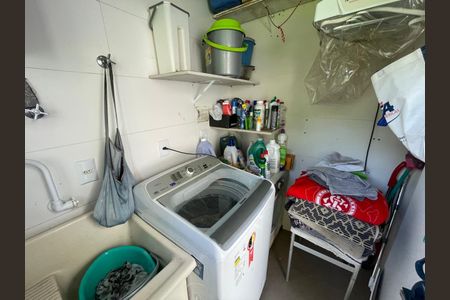 Casa à venda com 120m², 3 quartos e 3 vagas Casa à venda com 120m², 3 quartos e 3 vagasÁrea de Serviço