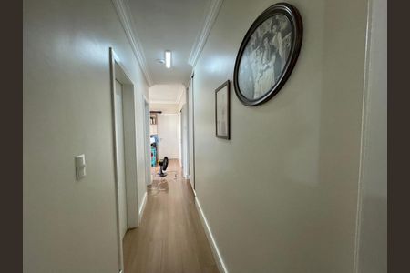 Casa à venda com 120m², 3 quartos e 3 vagas Casa à venda com 120m², 3 quartos e 3 vagasCorredor