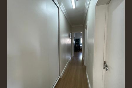 Casa à venda com 120m², 3 quartos e 3 vagas Casa à venda com 120m², 3 quartos e 3 vagasCorredor