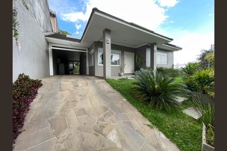 Casa à venda com 120m², 3 quartos e 3 vagas Casa à venda com 120m², 3 quartos e 3 vagasÁrea externa