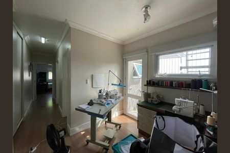 Casa à venda com 120m², 3 quartos e 3 vagas Casa à venda com 120m², 3 quartos e 3 vagasSala