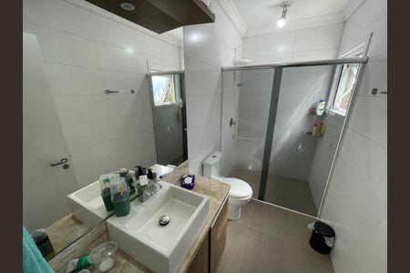 Casa à venda com 120m², 3 quartos e 3 vagas Casa à venda com 120m², 3 quartos e 3 vagasBanheiro Social