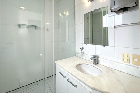 Apartamento para alugar com 300m², 4 quartos e 2 vagasBanheiro da Suíte 1