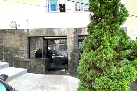 Apartamento para alugar com 300m², 4 quartos e 2 vagasFachada