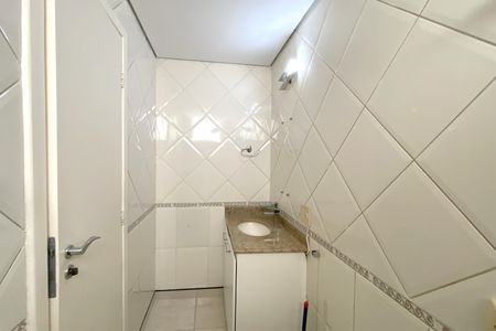 Apartamento para alugar com 300m², 4 quartos e 2 vagasBanheiro