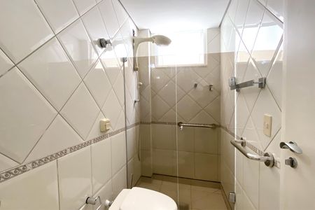 Apartamento para alugar com 300m², 4 quartos e 2 vagasBanheiro
