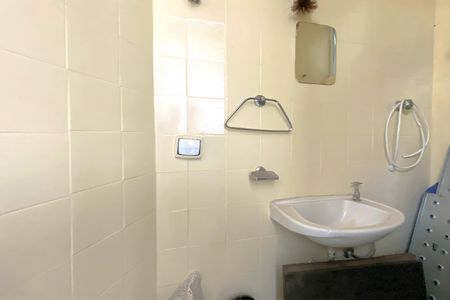 Apartamento para alugar com 300m², 4 quartos e 2 vagasBanheiro de serviço