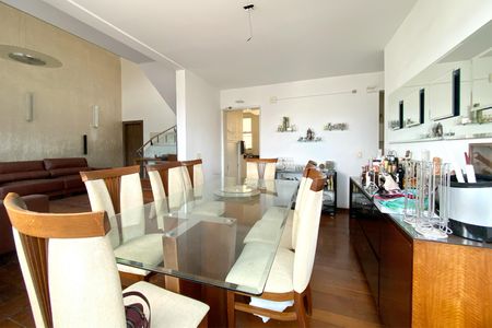 Apartamento para alugar com 300m², 4 quartos e 2 vagasSala de Jantar