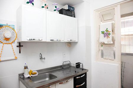 Apartamento à venda com 67m², 2 quartos e 1 vagaCozinha
