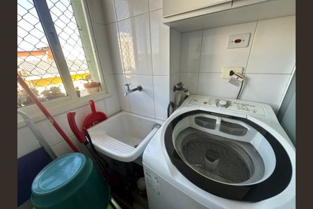 Apartamento à venda com 58m², 2 quartos e 1 vagaÁrea de Serviço