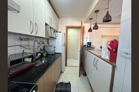 Apartamento à venda com 58m², 2 quartos e 1 vagaCozinha