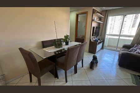 Apartamento à venda com 58m², 2 quartos e 1 vagaSala